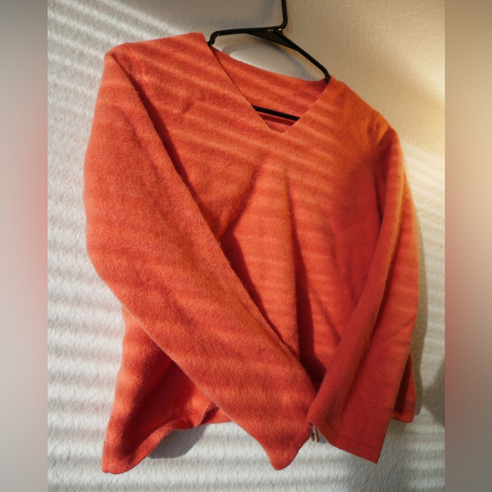Cropped cashmere sweater